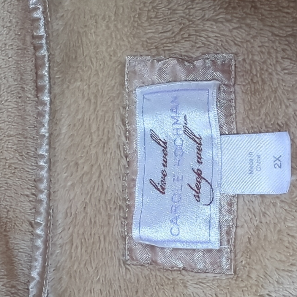 Plush Tan Zip Up Long Robe. Carole Hochman 2X - Picture 4 of 6